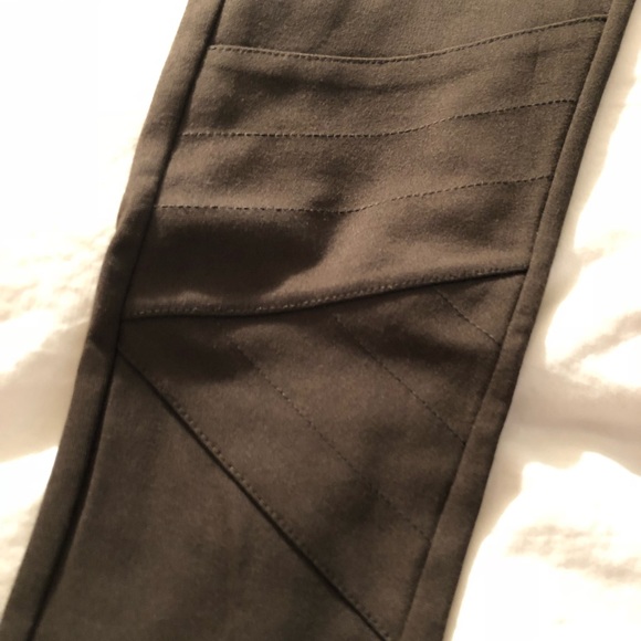 Zara. Hunter green - Picture 3 of 4